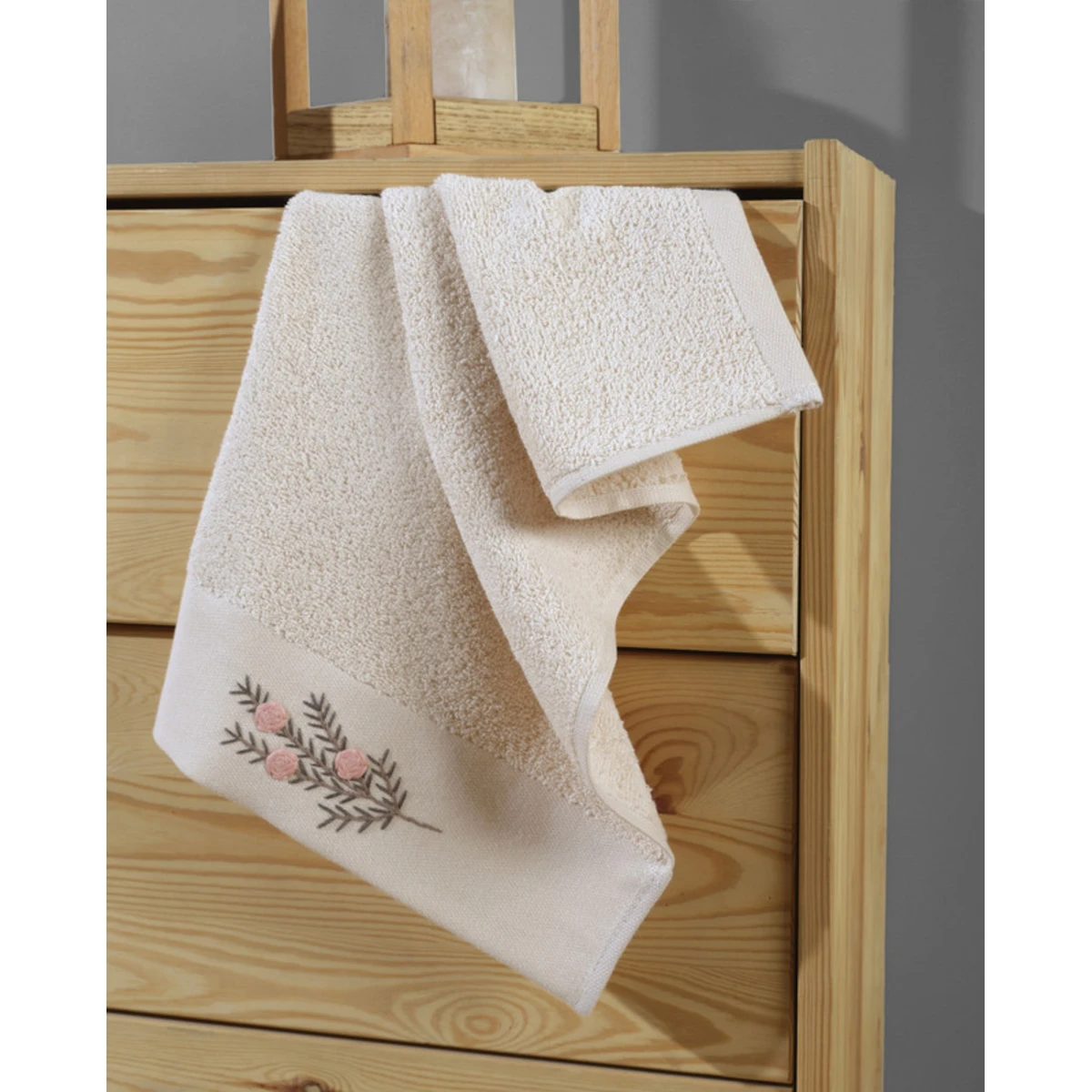 Manamo Tiny Rose Embroidered Hand Towel Cotton Linen 30x50 cm